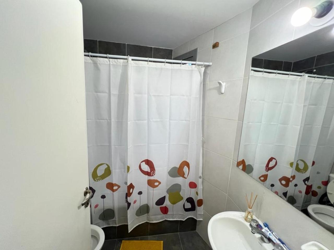 Dpto Duplex A Metros De La Terminal Apartment